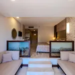 Club Melas Privé Resort 5*