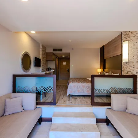 Club Melas Prive Ferieanlegg 5*