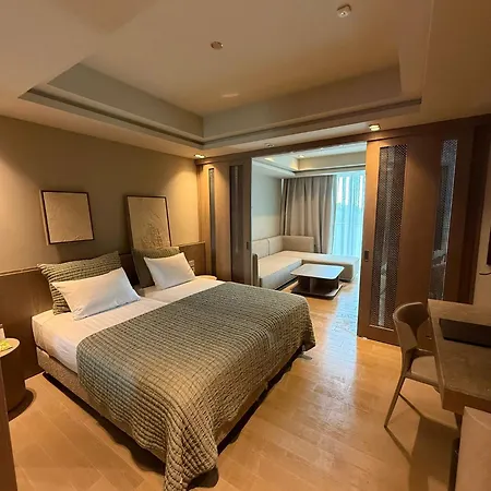 Club Melas Prive 5* シダ