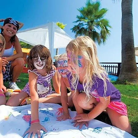 Курортний комплекс Club Melas Prive