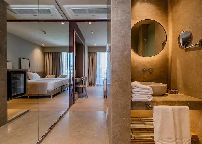 Resort Club Melas Privé Side