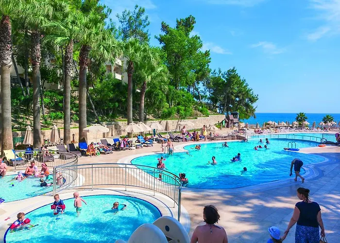 Club Melas Prive Resort Side