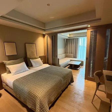 Club Melas Prive 5* Side