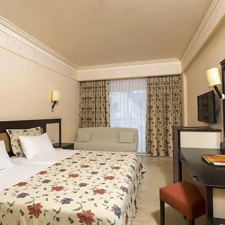 Rezort Club Melas Prive 5*